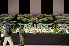 <b>韩国首尔踩踏事故:警方在事发前接到</b>